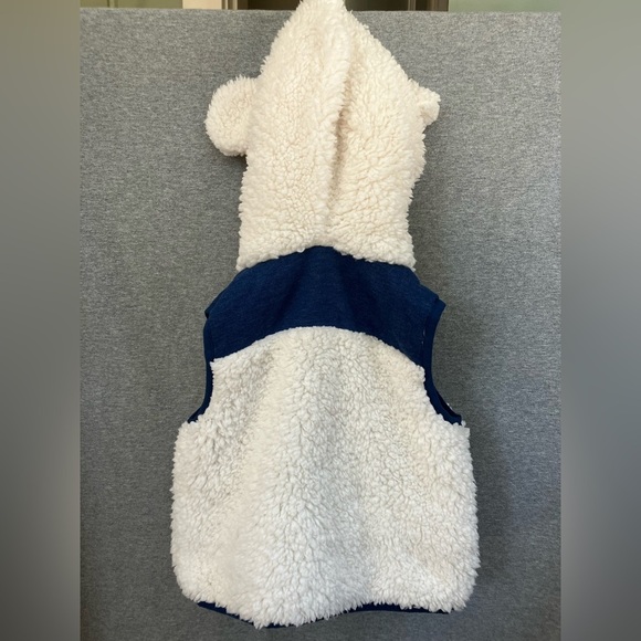 Disney Toddler - Sherpa Fleece Vest & hood with ears - Size 18M - Mickey Mouse - Picture 8 of 11